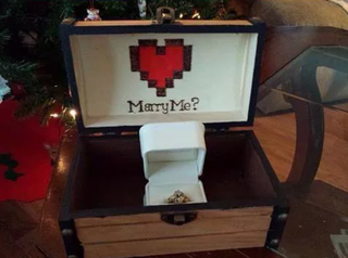 Illustration for article titled Legend Of Zelda-Themed Marriage Proposal